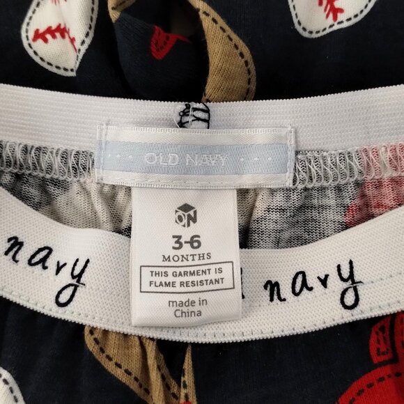 Old Navy Active Shorts, Baseball themed - Brand New Size 3-6 Months - Picture 4 of 4